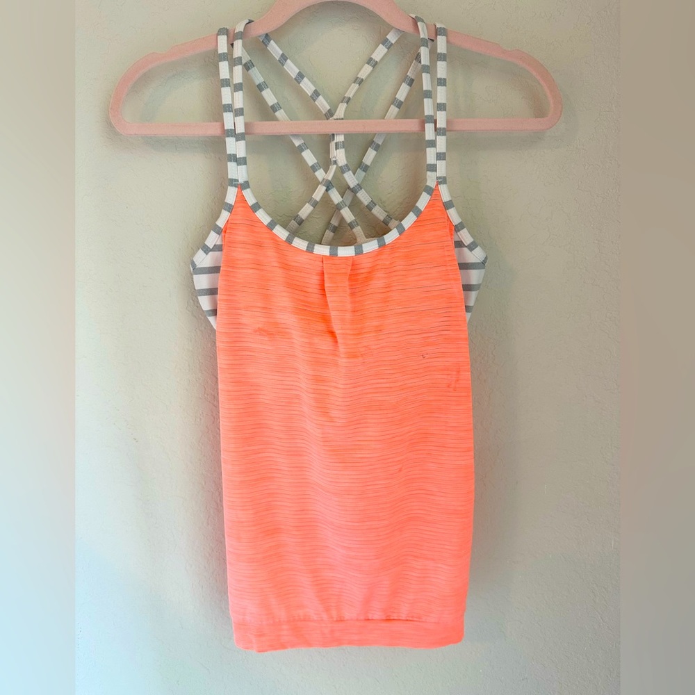 Work out top with padding